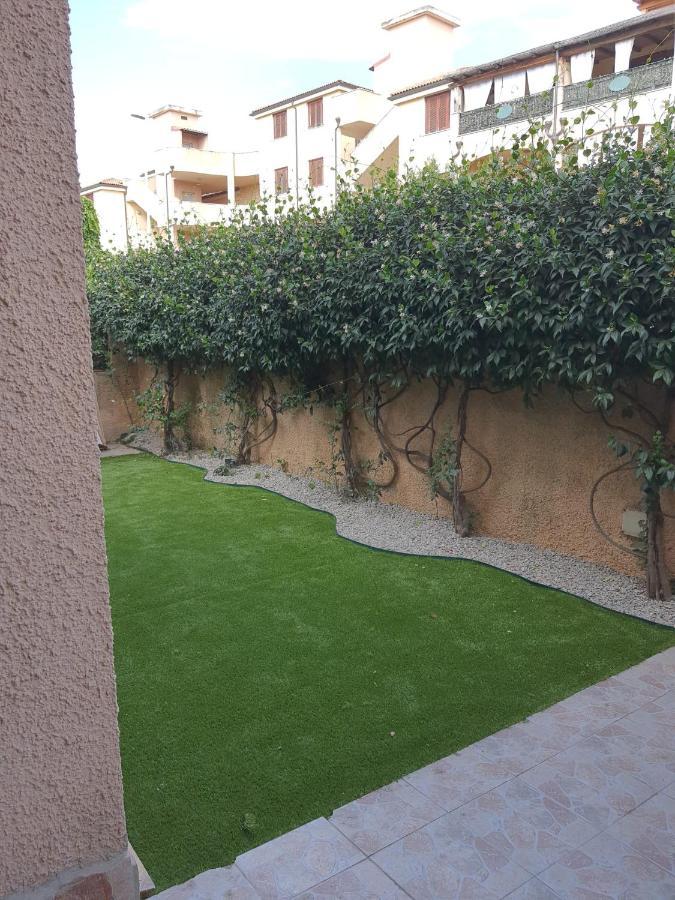 Casa Azzurra Olbia Mare Apartman Kültér fotó