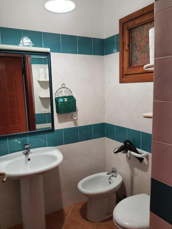 Casa Azzurra Olbia Mare Apartman Kültér fotó